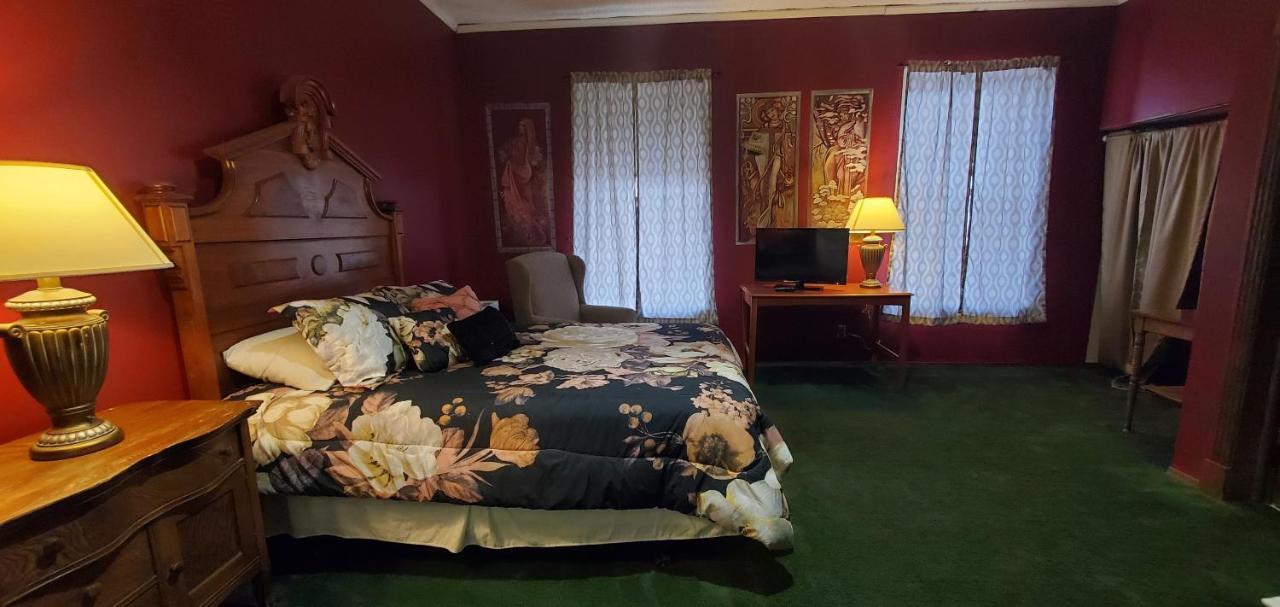 Historic Calumet Inn Pipestone Kültér fotó