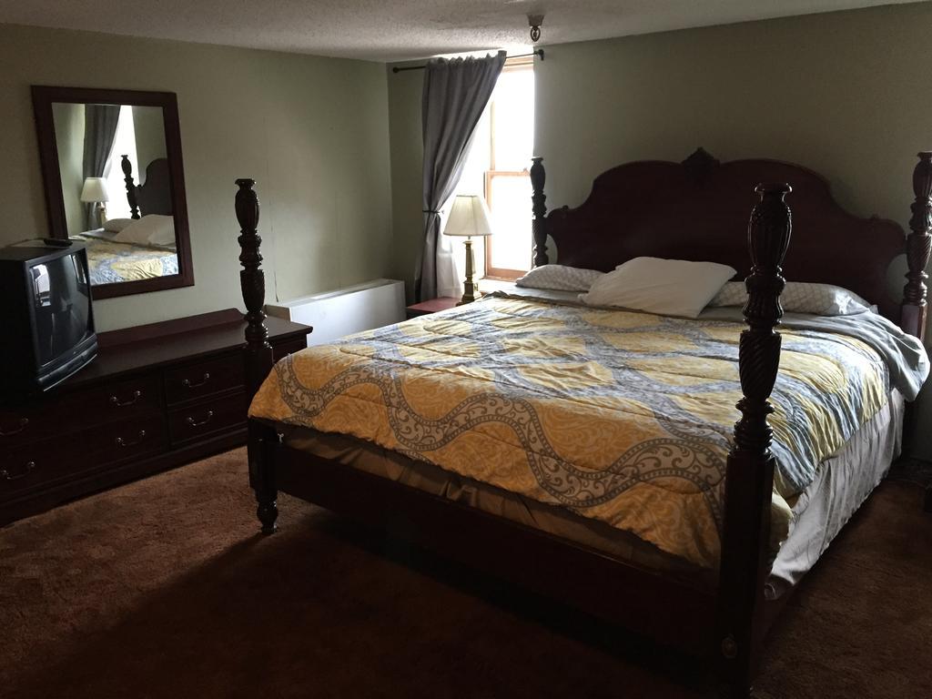 Historic Calumet Inn Pipestone Kültér fotó
