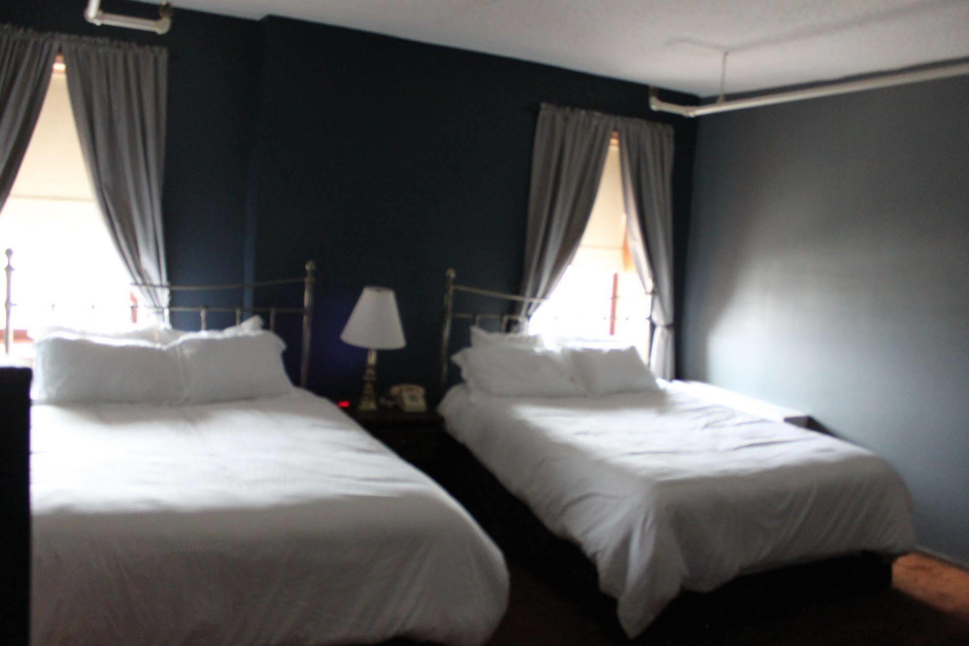 Historic Calumet Inn Pipestone Kültér fotó